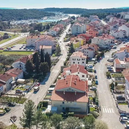 Malu Lejlighed Pula