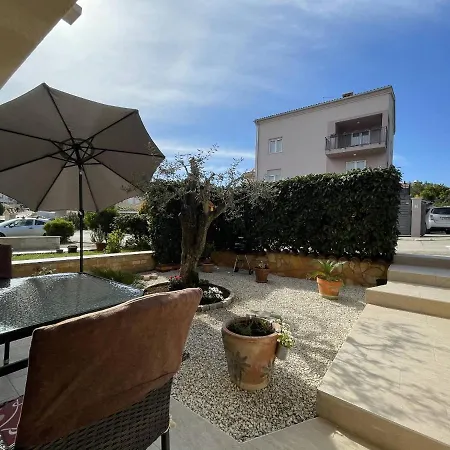 Malu Apartment *